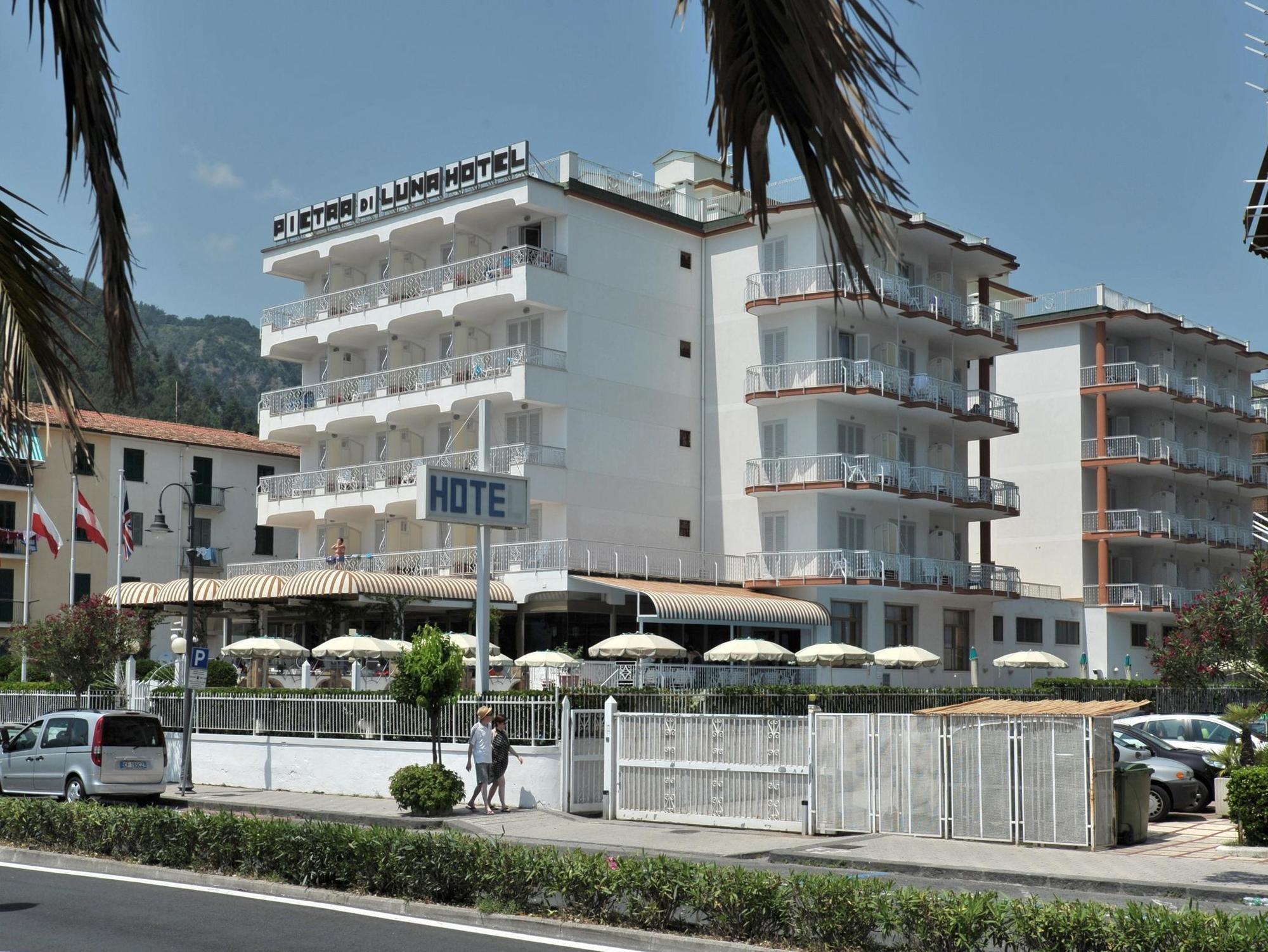 Hotel Pietra Di Luna Майорі Екстер'єр фото