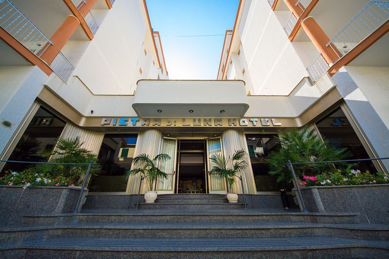 Hotel Pietra Di Luna Майорі Екстер'єр фото