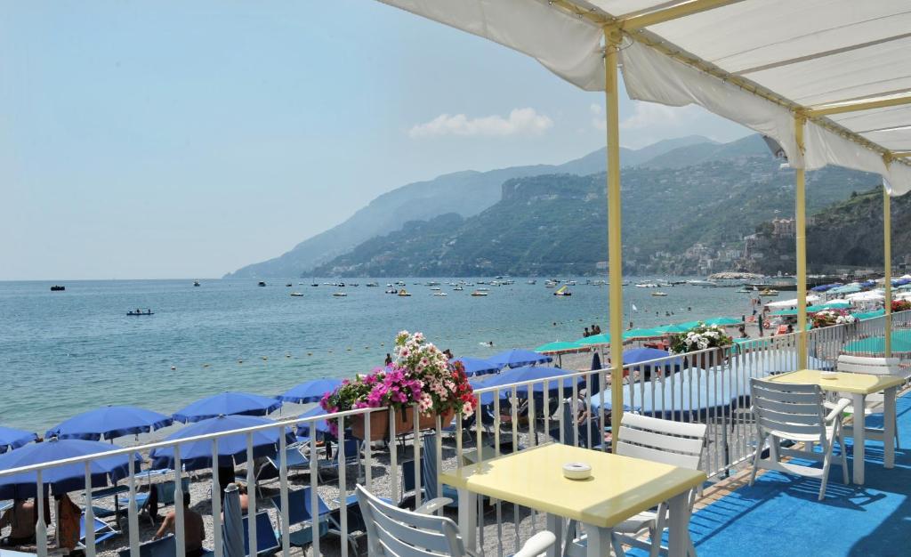Hotel Pietra Di Luna Майорі Екстер'єр фото