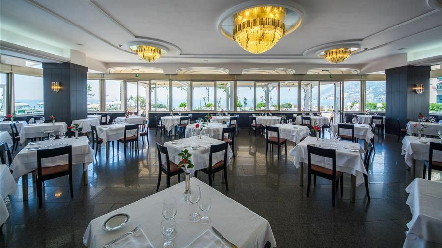 Hotel Pietra Di Luna Майорі Екстер'єр фото