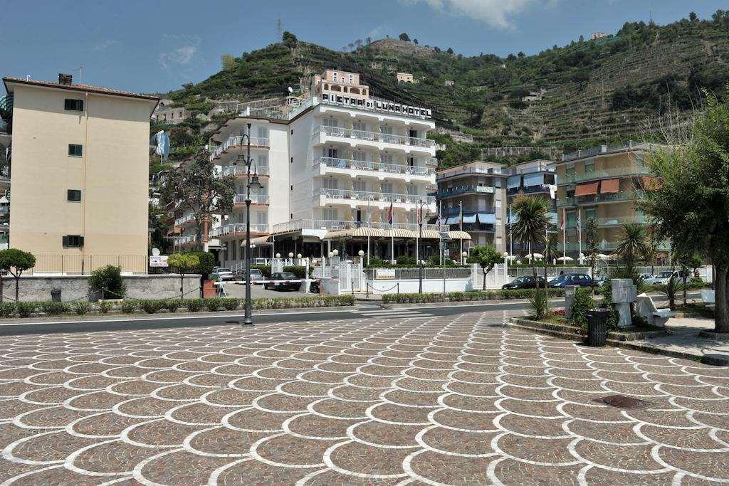 Hotel Pietra Di Luna Майорі Екстер'єр фото